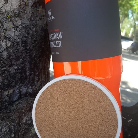 Stanley The Iceflow 30 oz Flip Straw Tumbler Red Made for USA Original - Picture 3 of 15